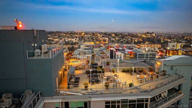 1080 Park Blvd 1702, San Diego, CA 92101
