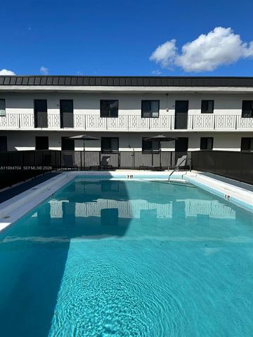 805 W 30th St 8, Hialeah, FL 33012