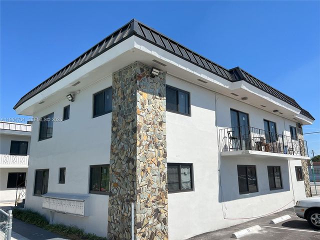 805 W 30th St 8, Hialeah, FL 33012