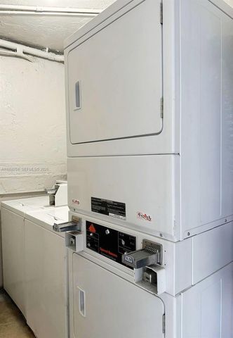 805 W 30th St 8, Hialeah, FL 33012