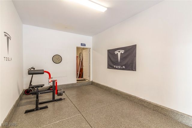 11257 Rainbow Peak Avenue 211, Las Vegas, NV 89135