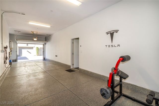 11257 Rainbow Peak Avenue 211, Las Vegas, NV 89135