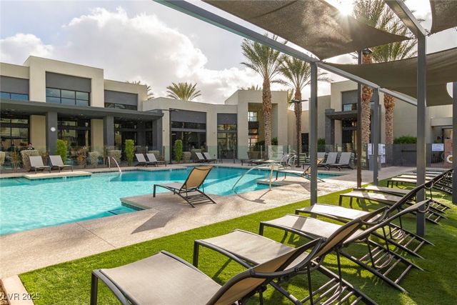 11257 Rainbow Peak Avenue 211, Las Vegas, NV 89135