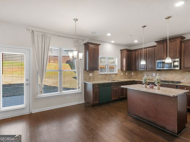 630 Oakville Trail, Hampton, GA 30228