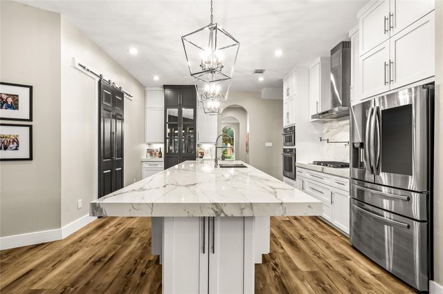 7714 Long Shadows Drive, Sugar Land, TX 77479