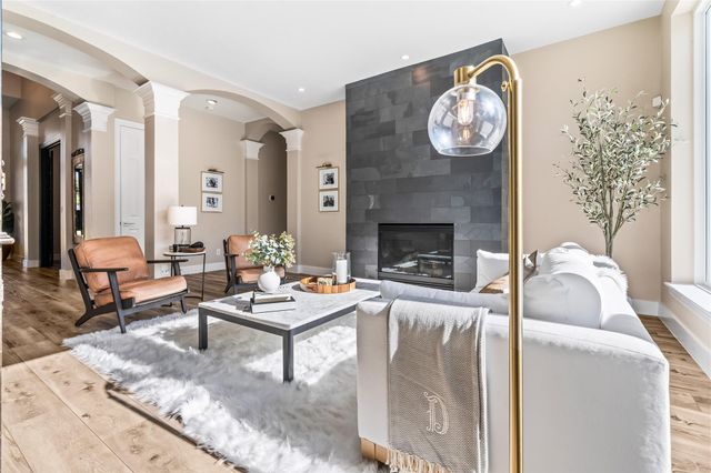 7714 Long Shadows Drive, Sugar Land, TX 77479