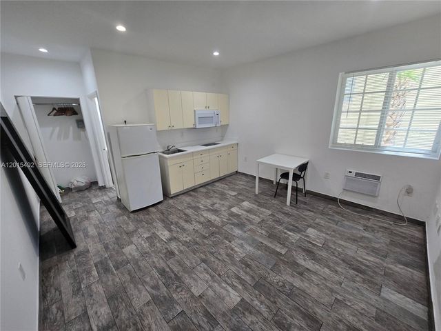 1345 Pennsylvania Ave 2A, Miami Beach, FL 33139