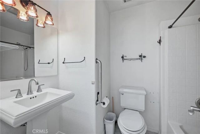 3137 Riviera Heights Drive, Kelseyville, CA 95451