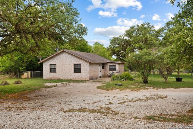 9423 Aqua Dr. W, Boerne, TX 78006