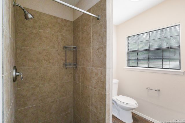 9423 Aqua Dr. W, Boerne, TX 78006