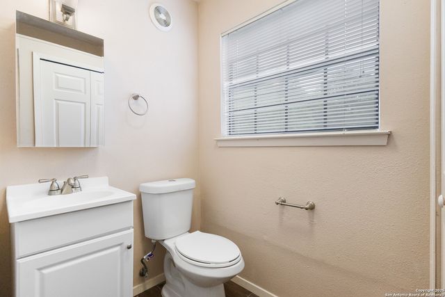 9423 Aqua Dr. W, Boerne, TX 78006