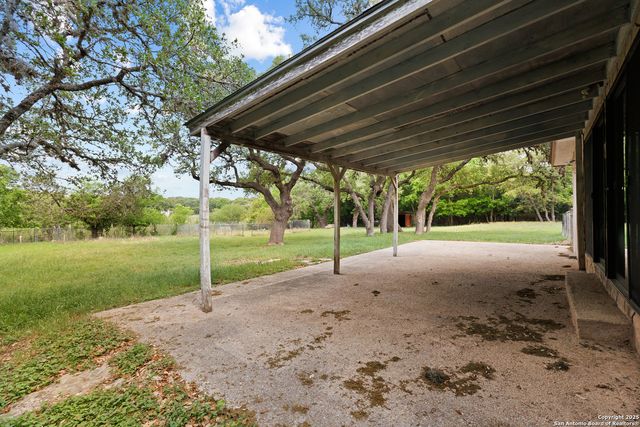 9423 Aqua Dr. W, Boerne, TX 78006