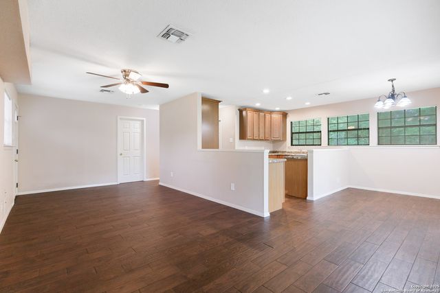 9423 Aqua Dr. W, Boerne, TX 78006