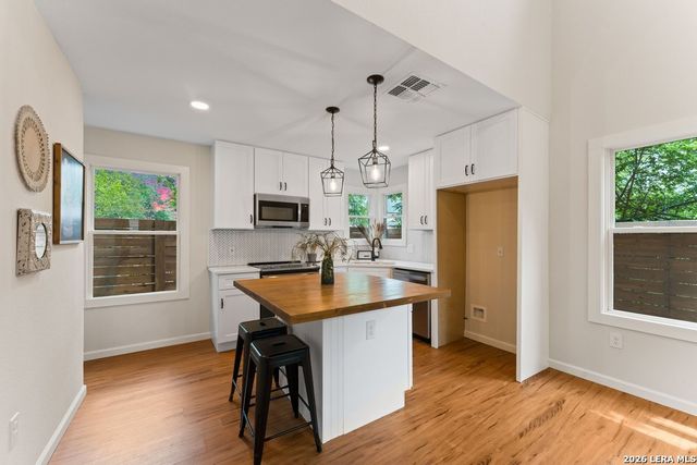 312 RIDDLE ST, San Antonio, TX 78210