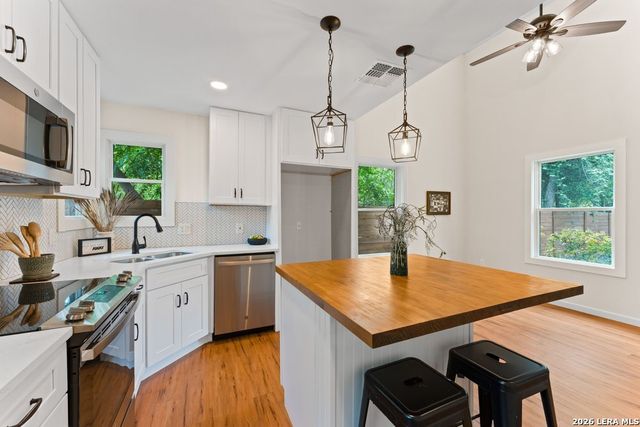 312 RIDDLE ST, San Antonio, TX 78210