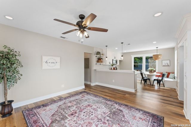 312 RIDDLE ST, San Antonio, TX 78210