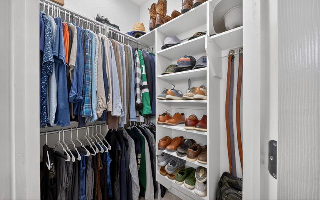 2515 Lakeshore Drive, Cleburne, TX 76033