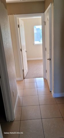 5935 Bamford Dr, Sacramento, CA 95823