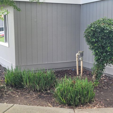 5935 Bamford Dr, Sacramento, CA 95823