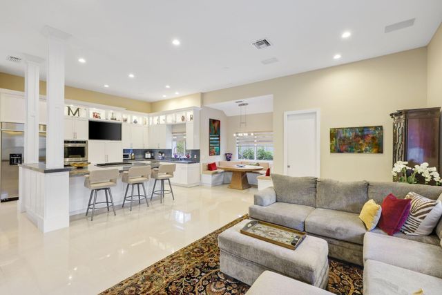 7039 Mandarin Drive, Boca Raton, FL 33433