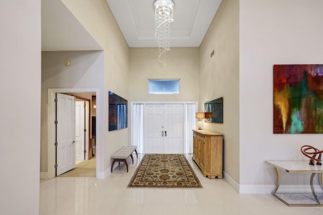 7039 Mandarin Drive, Boca Raton, FL 33433