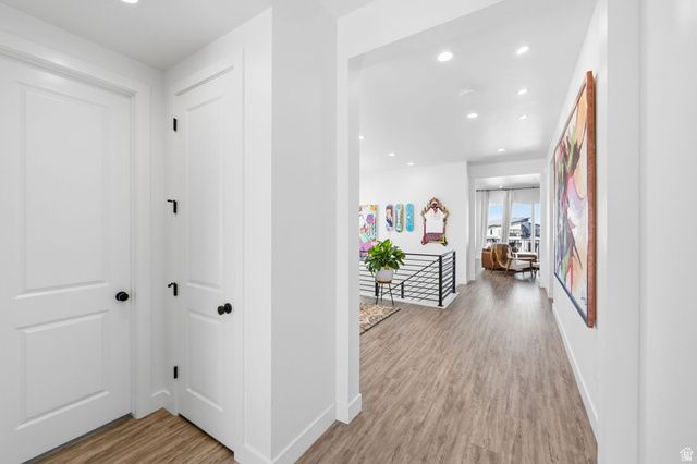 93 E EDGECREST LN, North Salt Lake, UT 84054