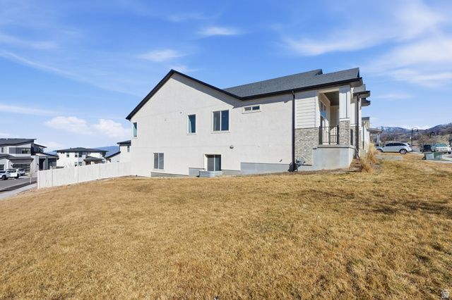 93 E EDGECREST LN, North Salt Lake, UT 84054