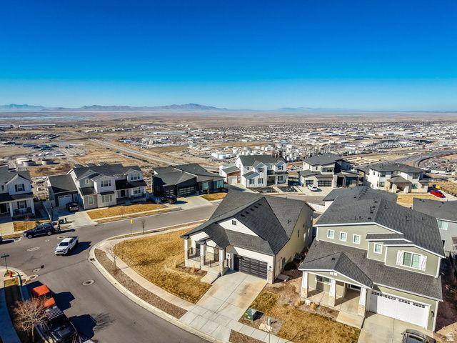 93 E EDGECREST LN, North Salt Lake, UT 84054