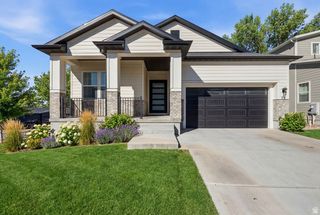 93 E EDGECREST LN, North Salt Lake, UT 84054