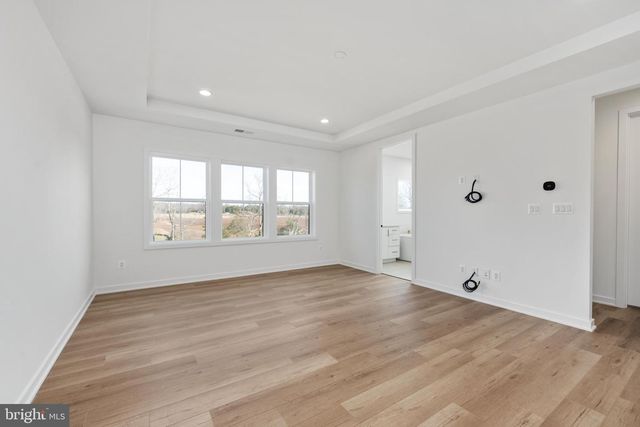 23206 PARKSIDE VILLAGE CIR, Aldie, VA 20105