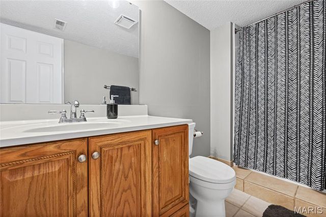 1307 Prospect Village Lane F, Ballwin, MO 63021
