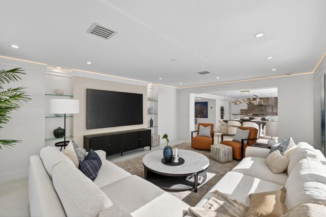 3316 NE 37th St, Fort Lauderdale, FL 33308