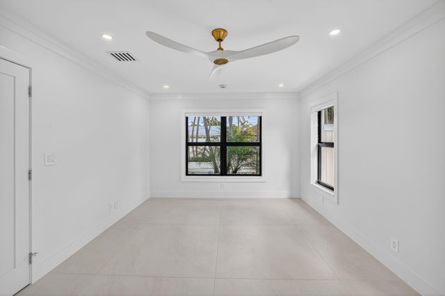 3316 NE 37th St, Fort Lauderdale, FL 33308