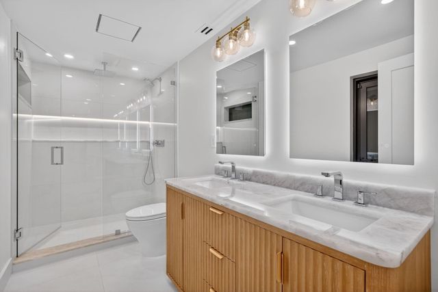 3316 NE 37th St, Fort Lauderdale, FL 33308