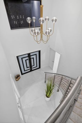 3316 NE 37th St, Fort Lauderdale, FL 33308