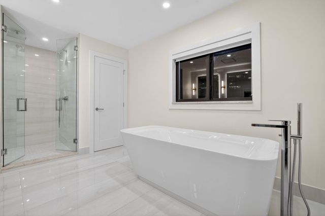 3316 NE 37th St, Fort Lauderdale, FL 33308