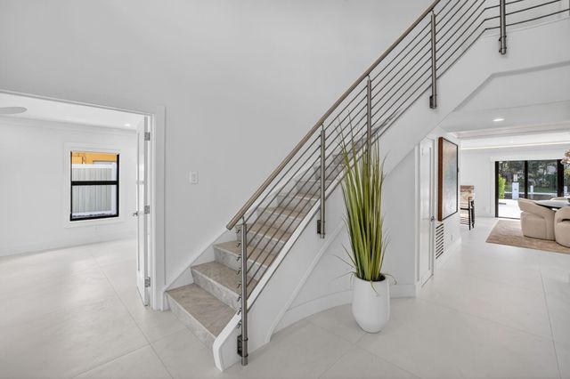 3316 NE 37th St, Fort Lauderdale, FL 33308