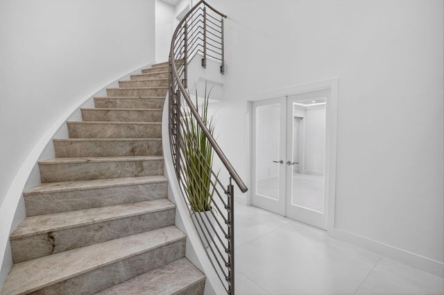 3316 NE 37th St, Fort Lauderdale, FL 33308