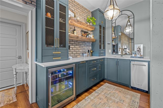 320 Island Drive, Six Mile, SC 29682