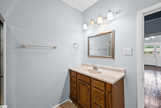 309 N Adair Street, Clinton, SC 29325