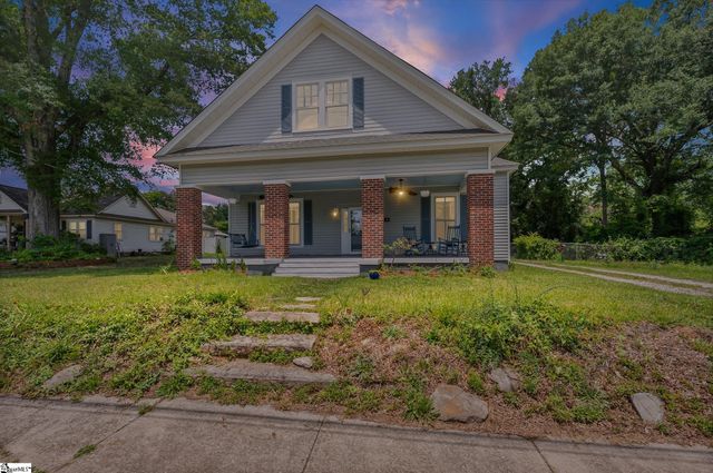 309 N Adair Street, Clinton, SC 29325