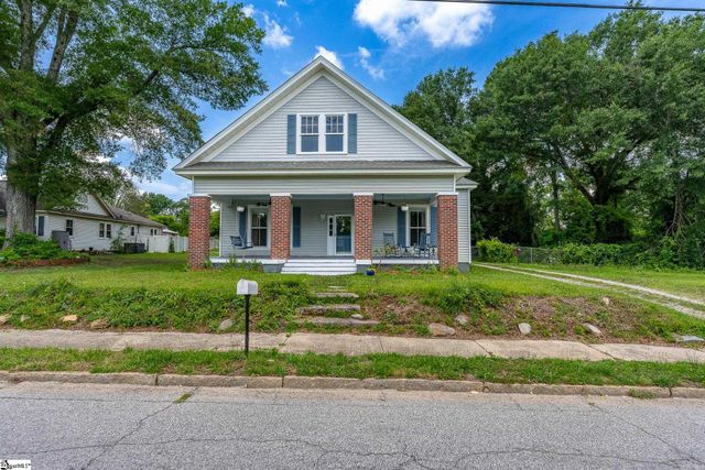 309 N Adair Street, Clinton, SC 29325