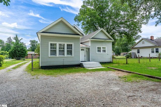309 N Adair Street, Clinton, SC 29325