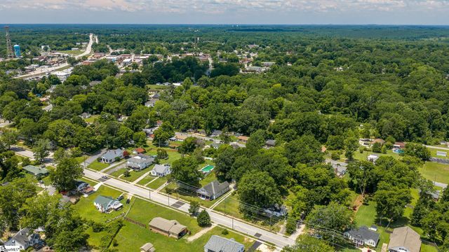 309 N Adair Street, Clinton, SC 29325
