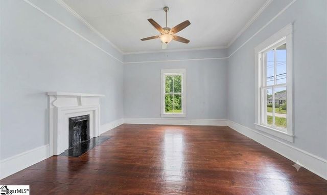 309 N Adair Street, Clinton, SC 29325
