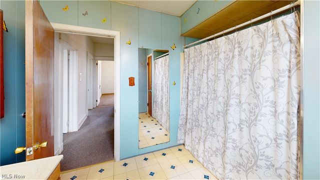 736 Oakmont Avenue, Steubenville, OH 43952