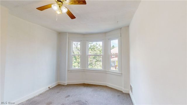736 Oakmont Avenue, Steubenville, OH 43952