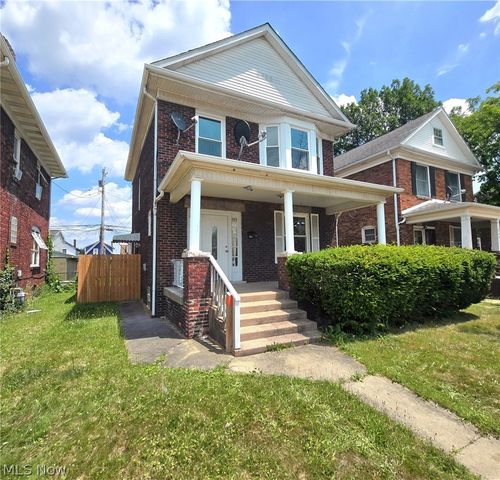736 Oakmont Avenue, Steubenville, OH 43952