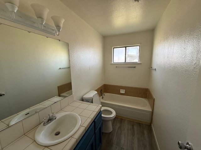 16385 N D Street, Madera, CA 93638