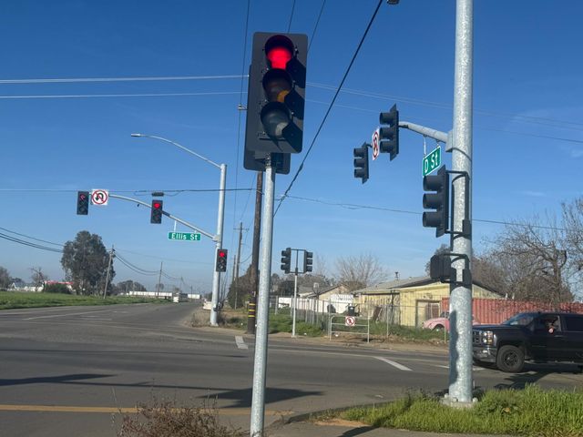 16385 N D Street, Madera, CA 93638